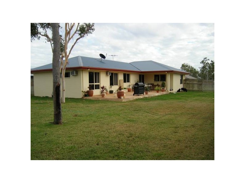 30 Janelle St., Kelso QLD 4815