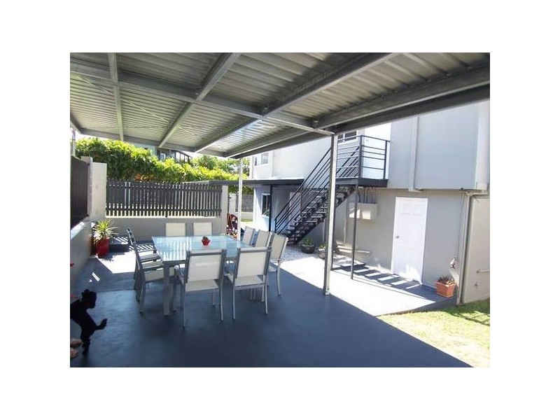 23 Rundle St., Mount Louisa QLD 4814