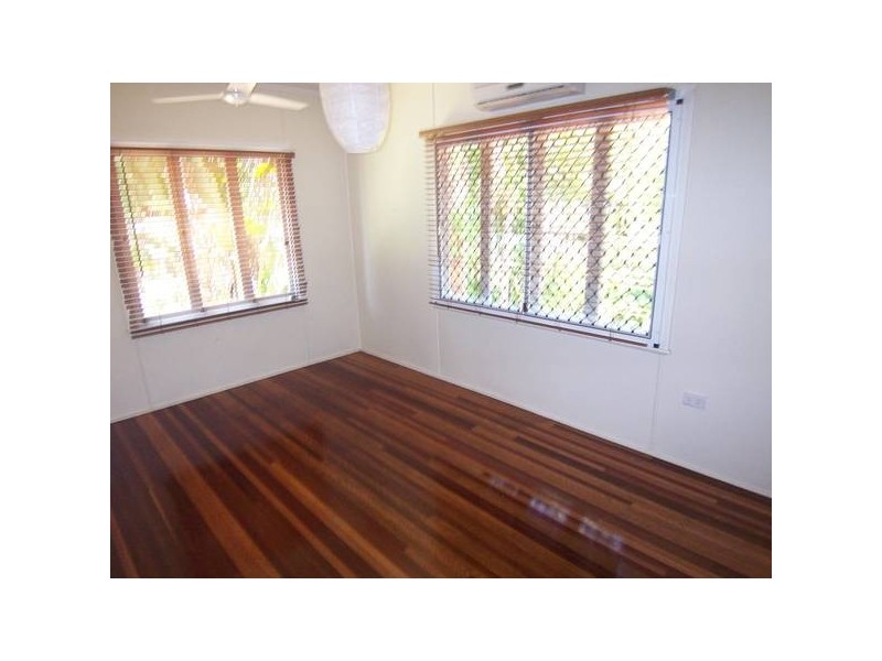 10 Lonsdale St., Gulliver QLD 4812