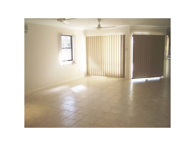 17 Aspley Dve., Kirwan QLD 4817