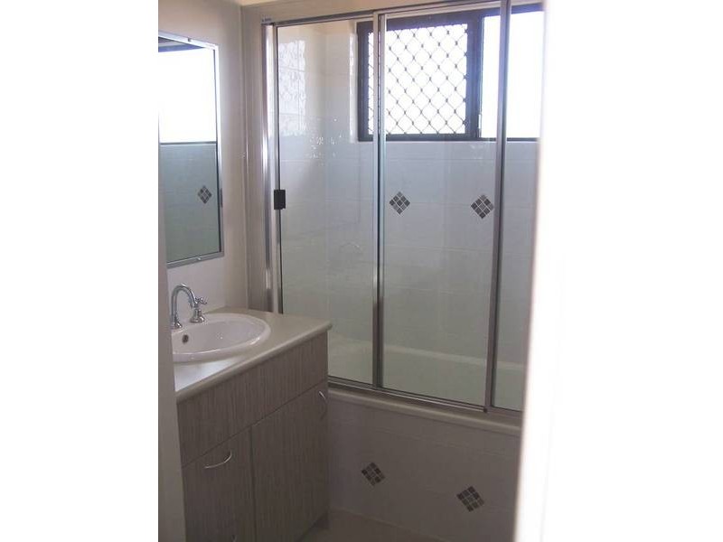 17 Aspley Dve., Kirwan QLD 4817