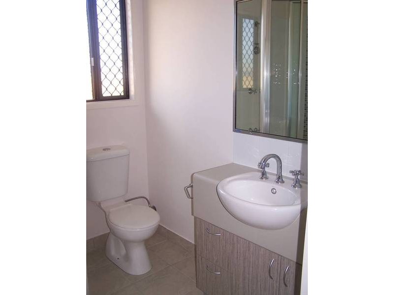 17 Aspley Dve., Kirwan QLD 4817