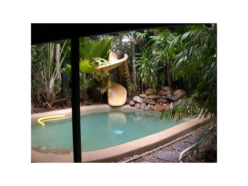 336 Charles St., Kirwan QLD 4817