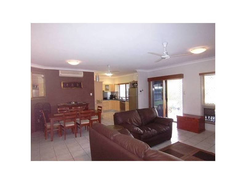 14 St Pauls Court, Mount Louisa QLD 4814