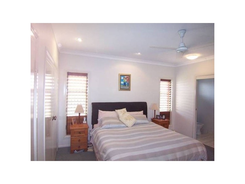 14 St Pauls Court, Mount Louisa QLD 4814