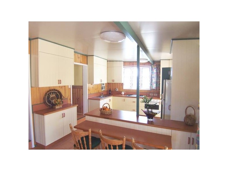 45 Hammett St., Currajong QLD 4812