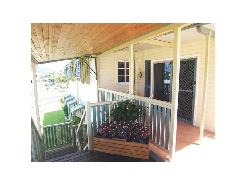 45 Hammett St., Currajong QLD 4812