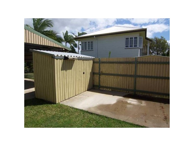 45 Hammett St., Currajong QLD 4812