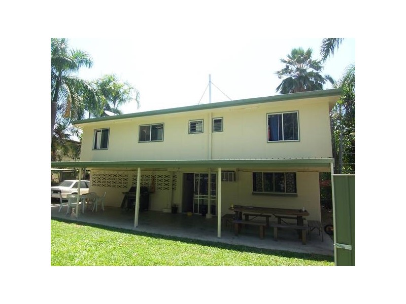 8 Deborah St., Kelso QLD 4815