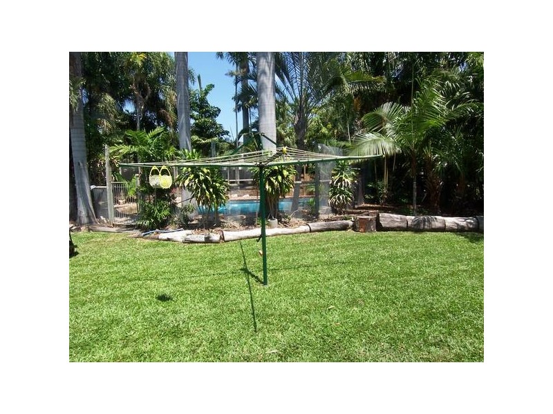 8 Deborah St., Kelso QLD 4815