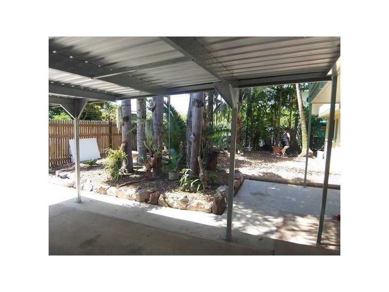 8 Deborah St., Kelso QLD 4815