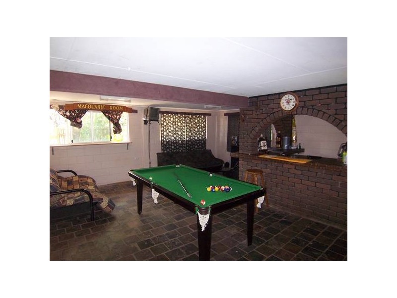 8 Deborah St., Kelso QLD 4815