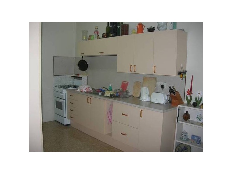 48 Camp St., Mundingburra QLD 4812