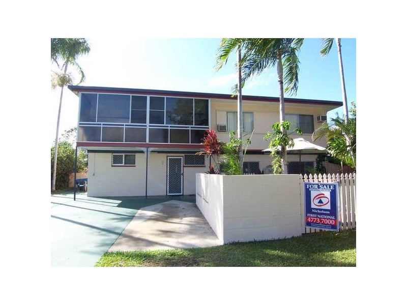 7 Jannila Ave., Cranbrook QLD 4814