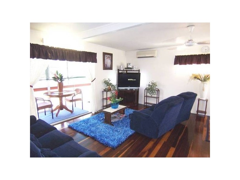 7 Jannila Ave., Cranbrook QLD 4814