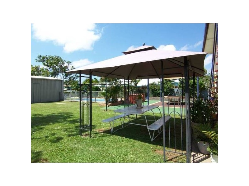 7 Jannila Ave., Cranbrook QLD 4814