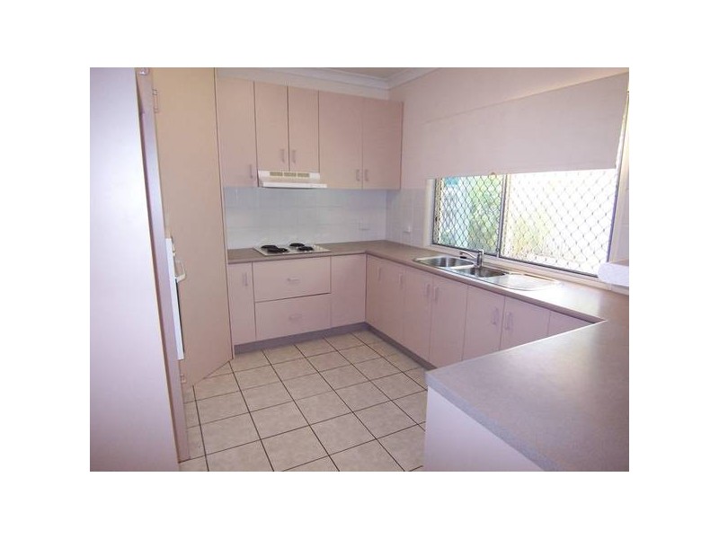 13 Feeney Ave, Rasmussen QLD 4815