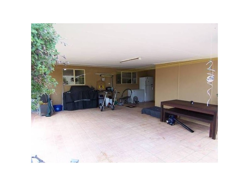 160 Upper Miles Ave, Kelso QLD 4815