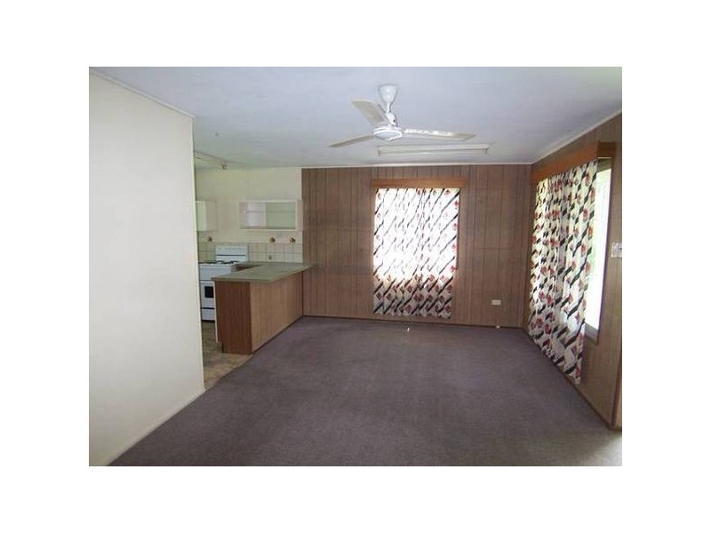 11 Yut Fay Ave, Kelso QLD 4815