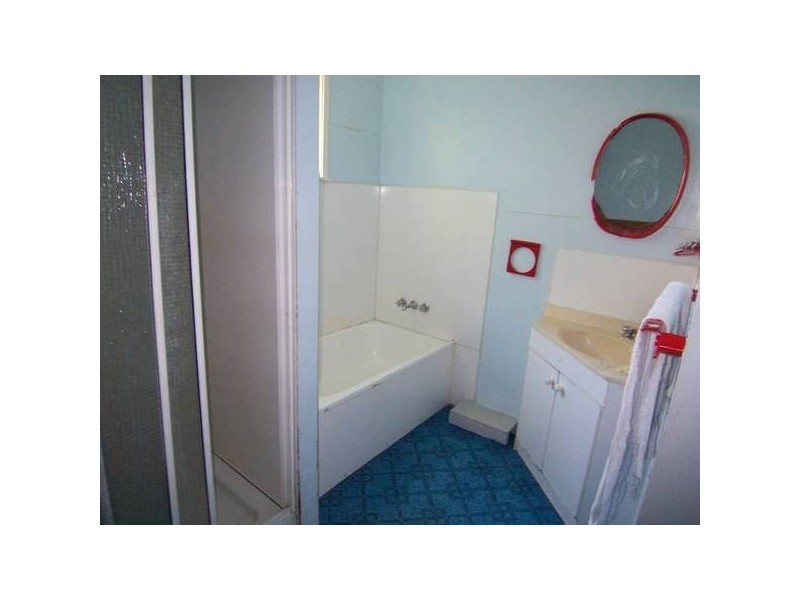 30 Gladys Street, Kelso QLD 4815