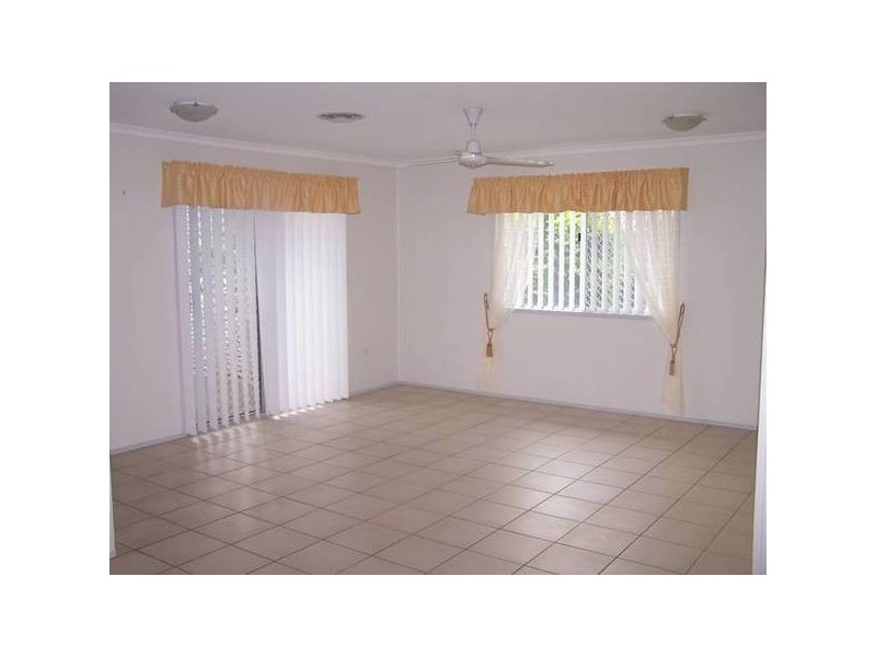 11 Geoffrey Ct, Rasmussen QLD 4815