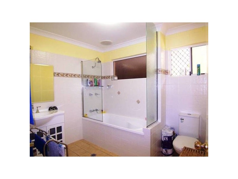 73 Dunlop Street, Kelso QLD 4815