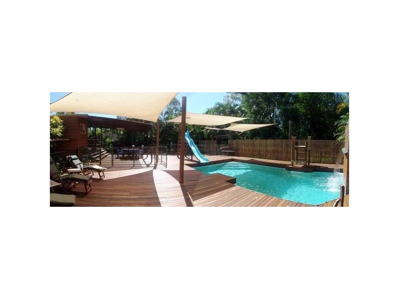 6 Island Street, Saunders Beach QLD 4818