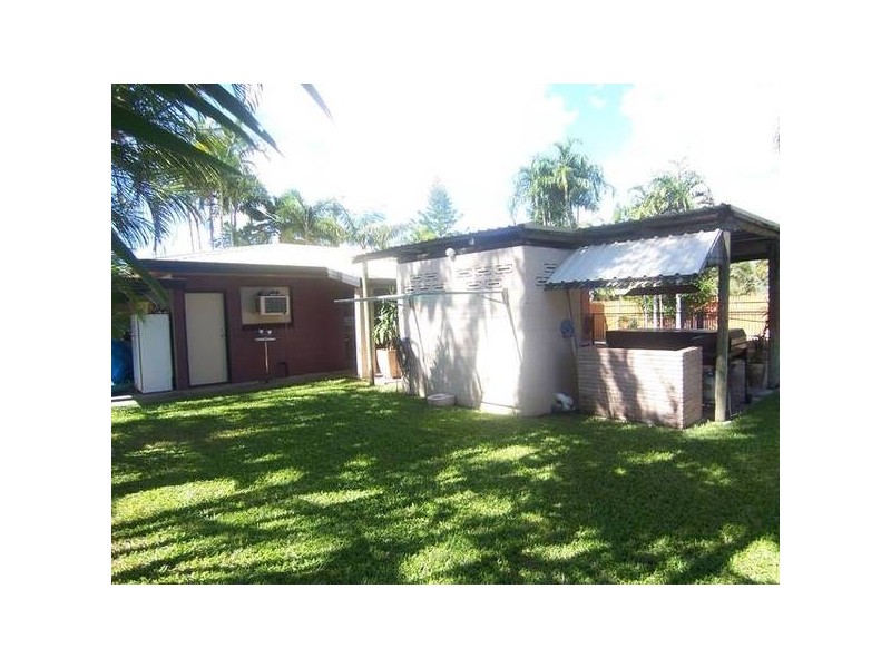 141 Miles Ave, Kelso QLD 4815