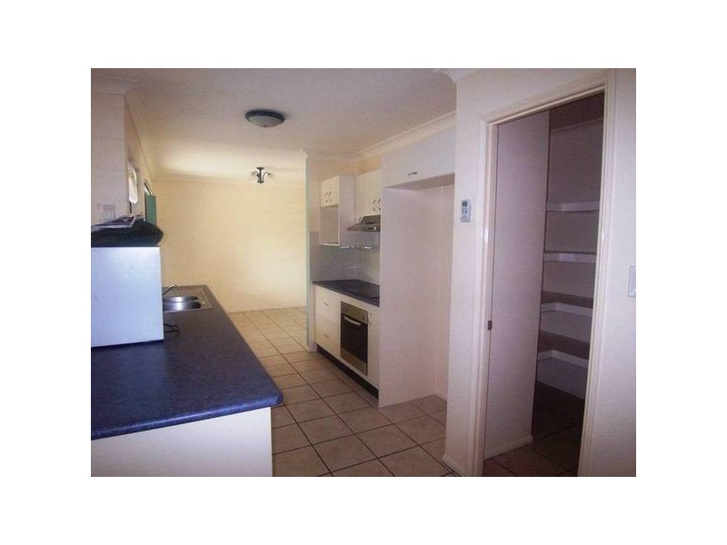 14 Greenwood Dve, Kirwan QLD 4817