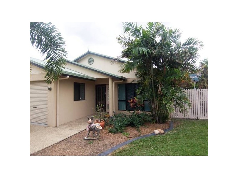 14 Greenwood Dve, Kirwan QLD 4817