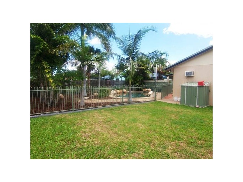 14 Greenwood Dve, Kirwan QLD 4817