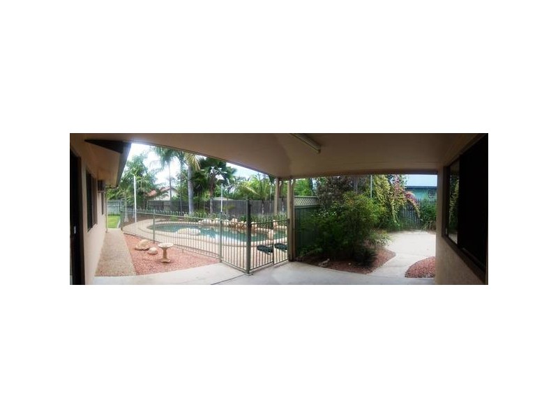 14 Greenwood Dve, Kirwan QLD 4817