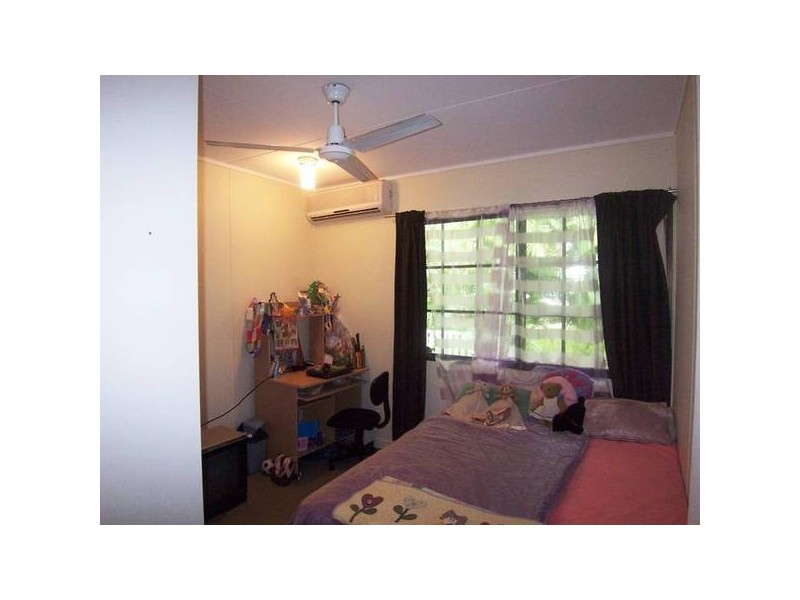 15 Lawrence Street, Kelso QLD 4815