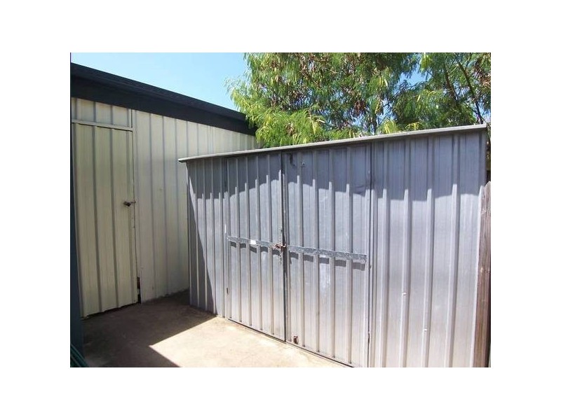 15 Lawrence Street, Kelso QLD 4815