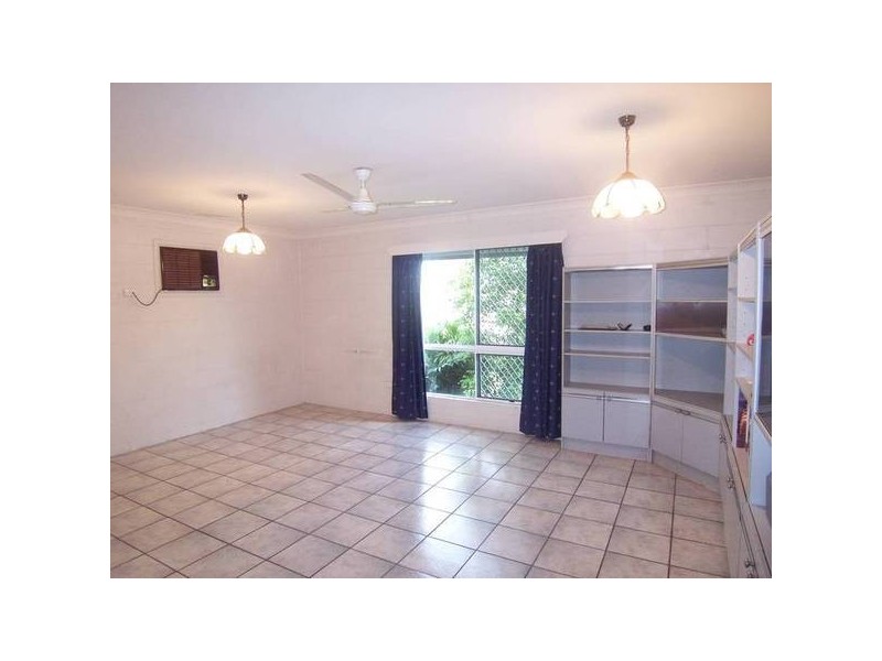 38 Leila Avenue, Rasmussen QLD 4815