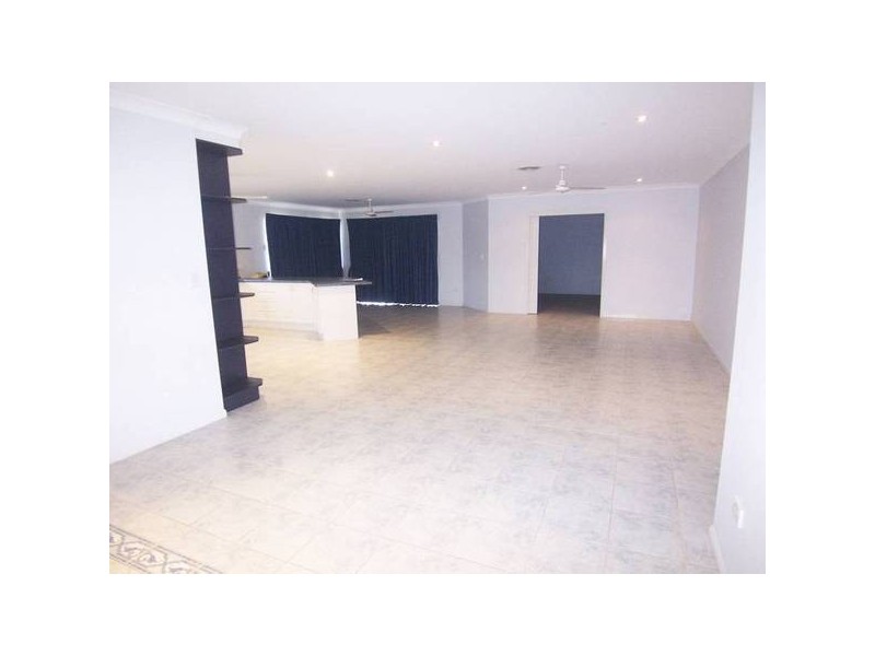 10 Sheerwater Pde, Douglas QLD 4814