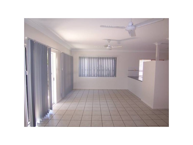 73 Florida Place, Kirwan QLD 4817