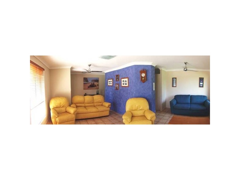 8. Elberry Crescent, Kelso QLD 4815