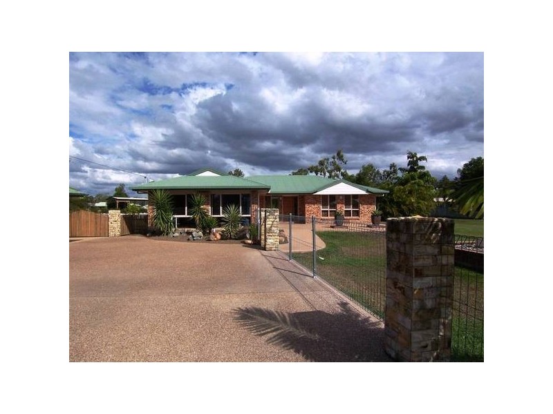 8. Elberry Crescent, Kelso QLD 4815