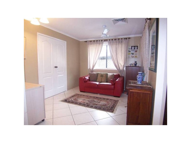 19 Garden Grove Cr, Kirwan QLD 4817