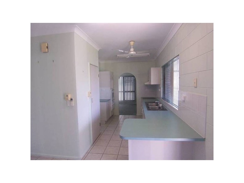 24 Redwood Ct, Kirwan QLD 4817