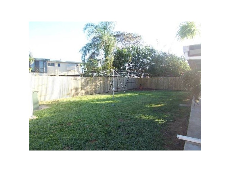 8 Salina Dr, Kelso QLD 4815