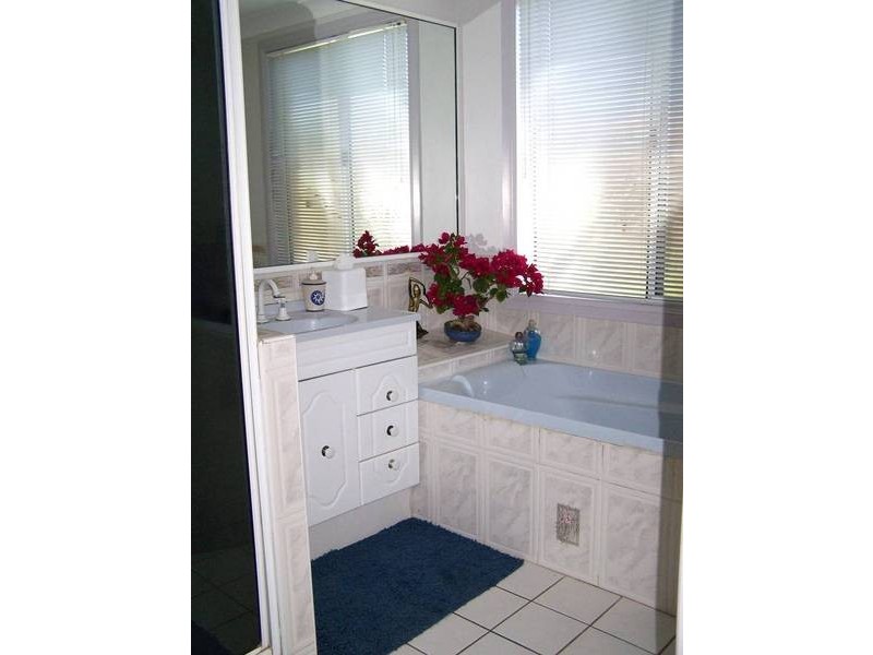 55 Wayne Street, Kelso QLD 4815