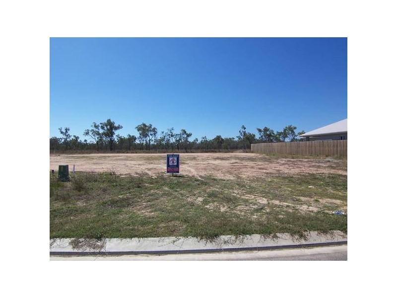 30 Armistice St, Burdell QLD 4818