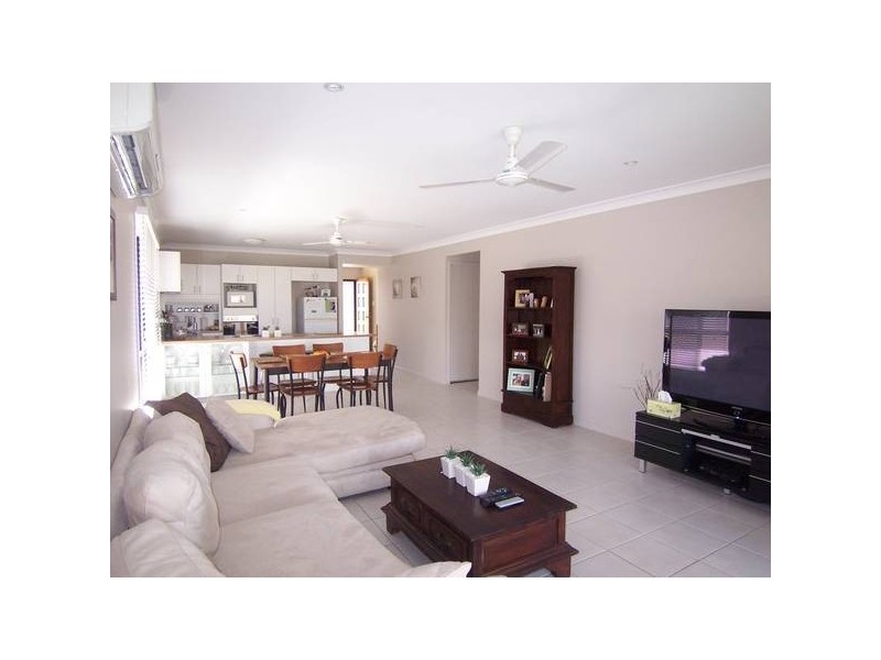 7 Laurie Motti Parade, Kirwan QLD 4817