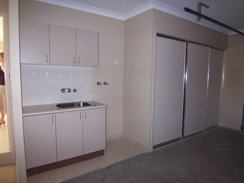 25 Laurie Motti Pde, Kirwan QLD 4817