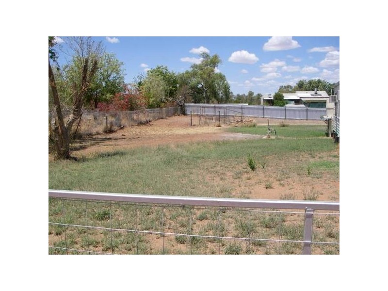 82 Daintree St, Cloncurry QLD 4824