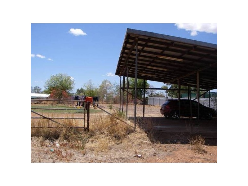 82 Daintree St, Cloncurry QLD 4824