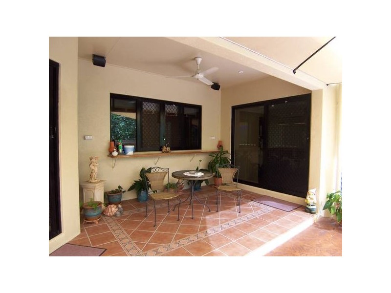 8 Barwin Ct, Douglas QLD 4814