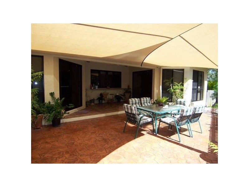 8 Barwin Ct, Douglas QLD 4814